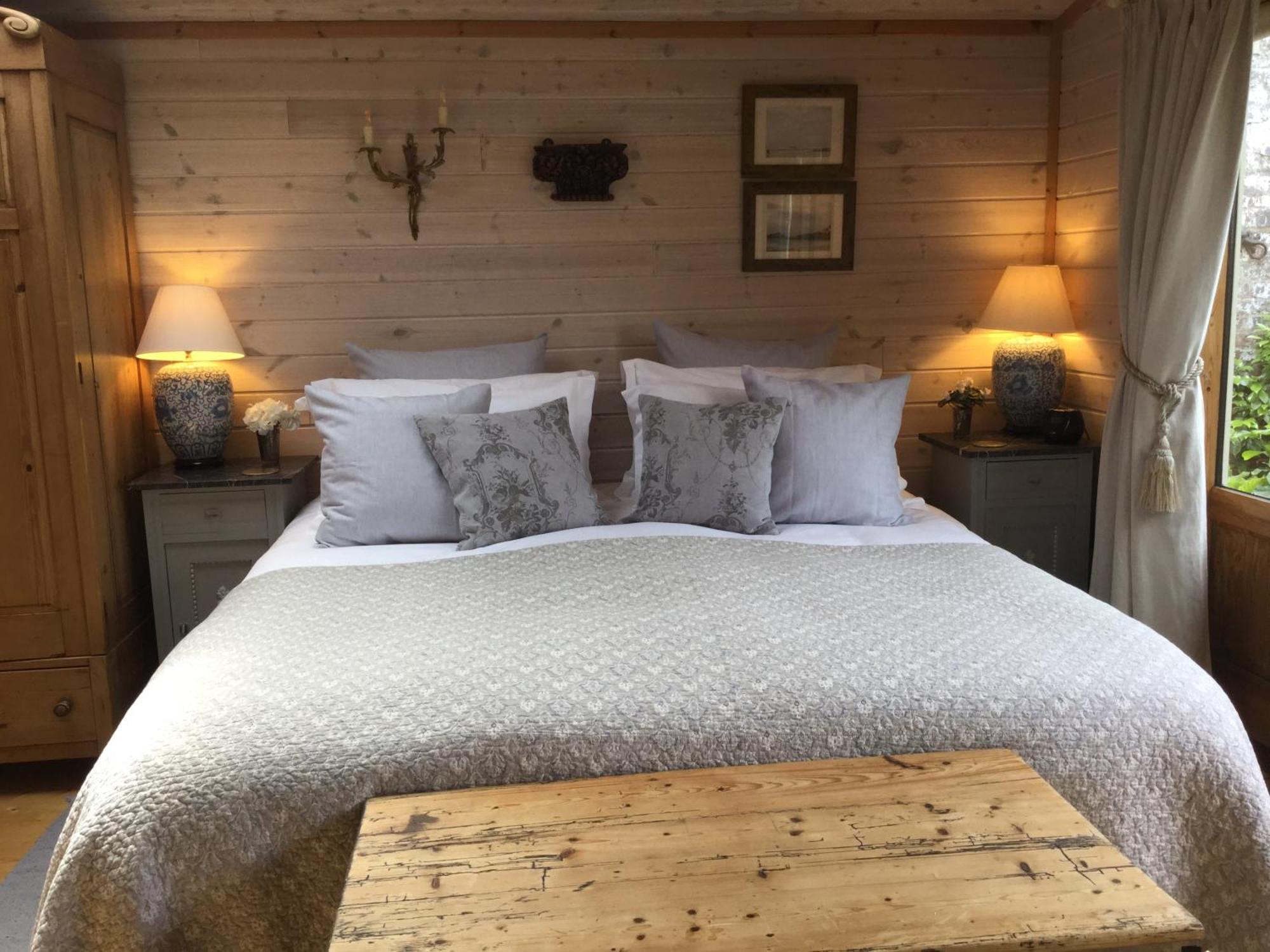 The Lodge - Luxury Lodge With Super King Size Bed, Kitchen & Shower Room Hurstpierpoint Dış mekan fotoğraf